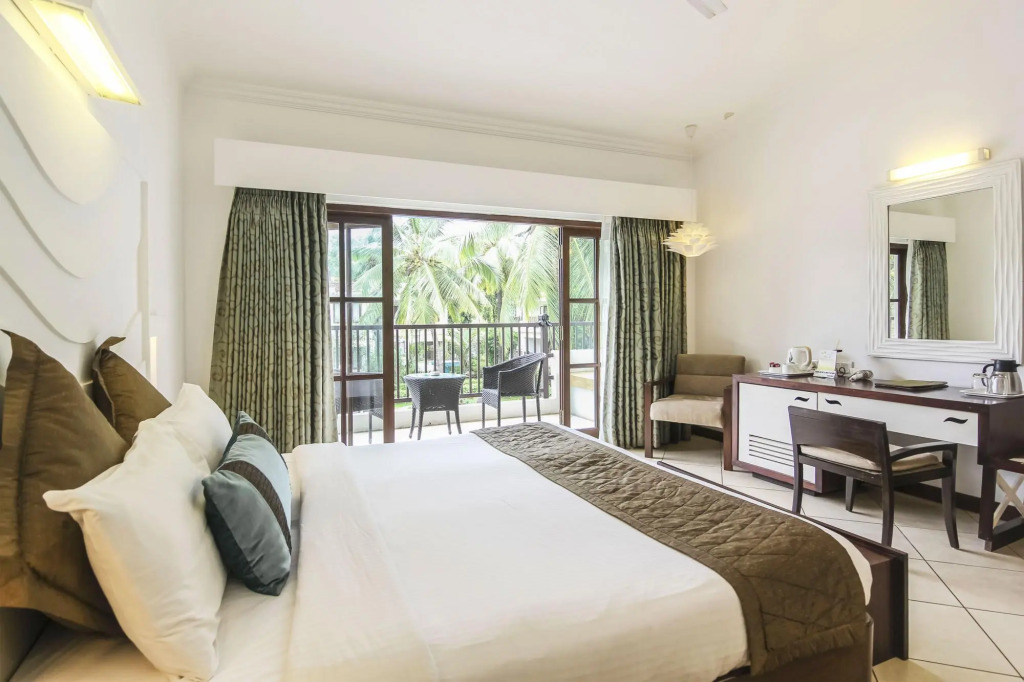 Sonesta Inns Beach Resort - Candolim Beach