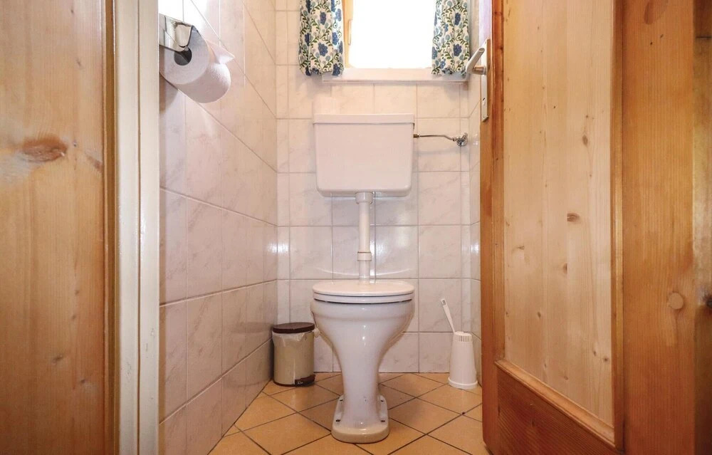 Beautiful Home in Gargellen With 5 Bedrooms and Wifi