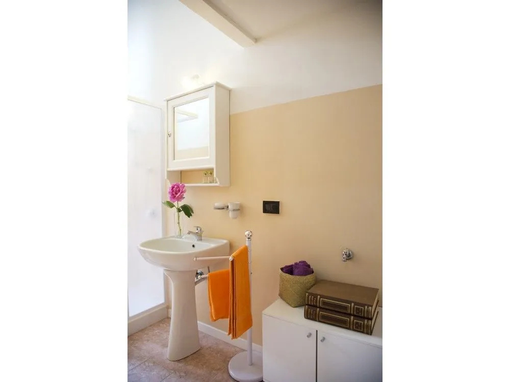 Station Apartment