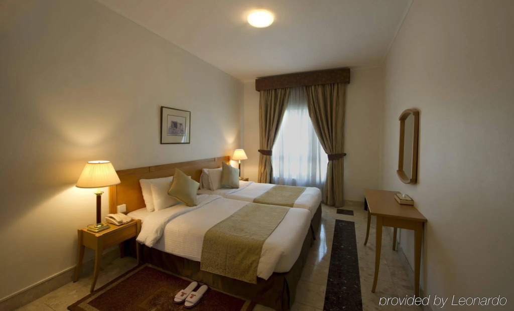 Отель Al Bustan Center & Residence