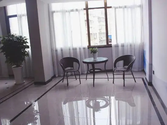 Jun hotel