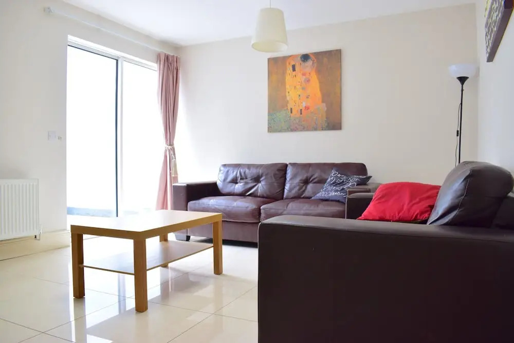 5 Bedroom House On Grand Canal