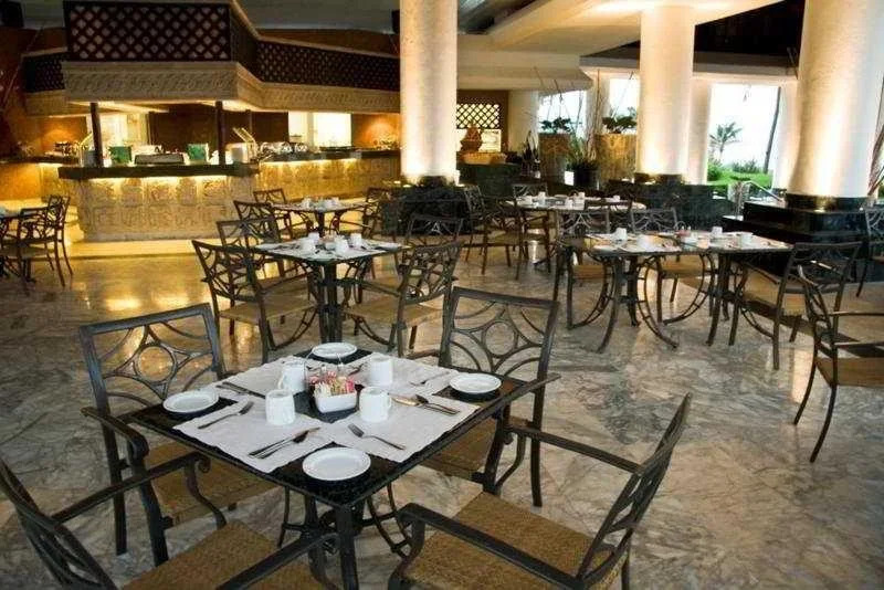Grand Ocean Breeze Acapulco