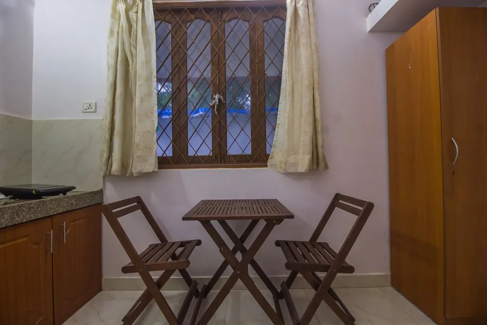 OYO 18661 Home Peaceful Stay Fatrade Beach
