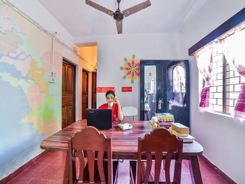OYO 24658 Afonso Guest House