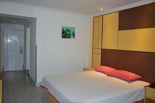 Ibis Styles Shanghai Caohejing Hongmei Road