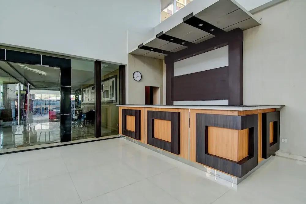 Townhouse Oak Pekanbaru near Mall Pekanbaru formerly Hotel Grand Sahara