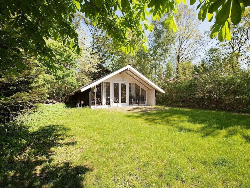 Relaxing Holiday Home in Vejby Hovedstaden With Terrace