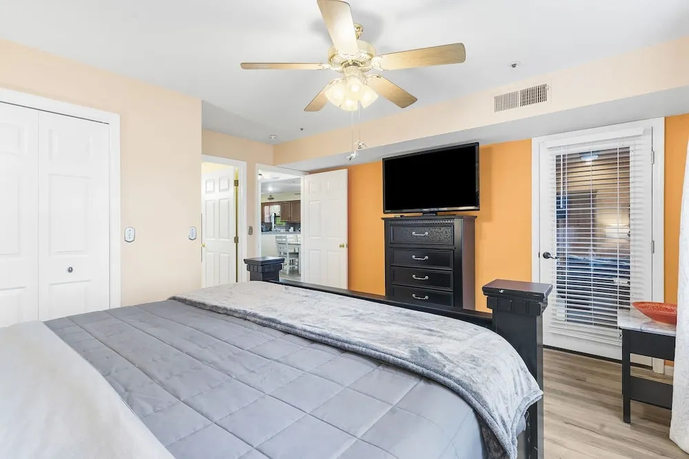Parview Paradise - A Golfers Dream - 2 BDR Condo in Pointe Royale