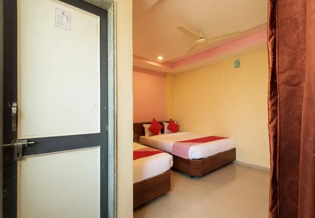 Hotel Sai Parth By OYO Rooms
