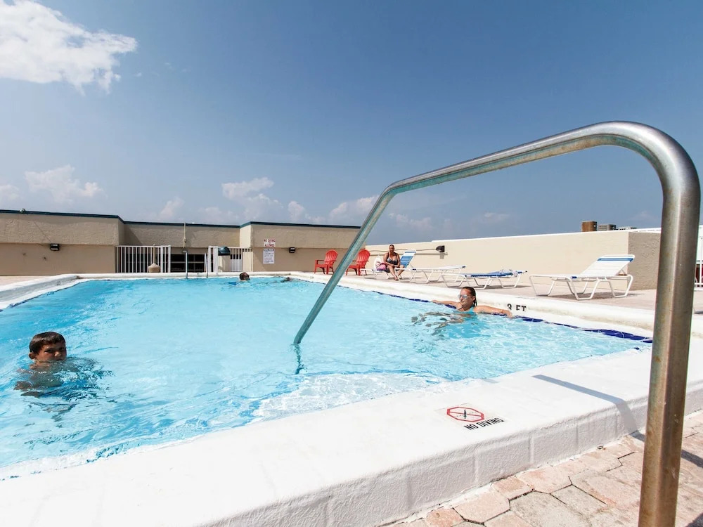 Gulfside by Brooks and Shorey Resorts