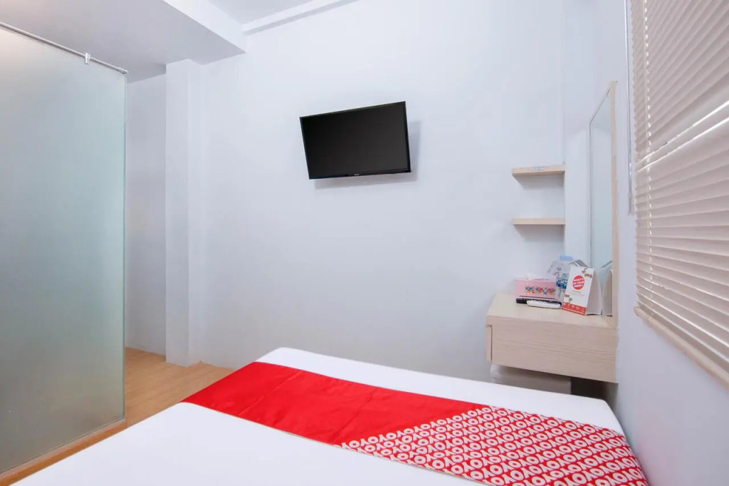 OYO 1177 WBS Residence
