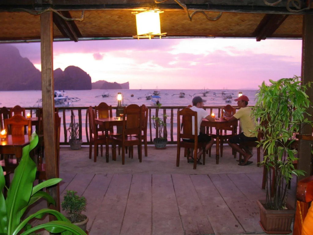 La Salangane Beach Hotel - Downtown