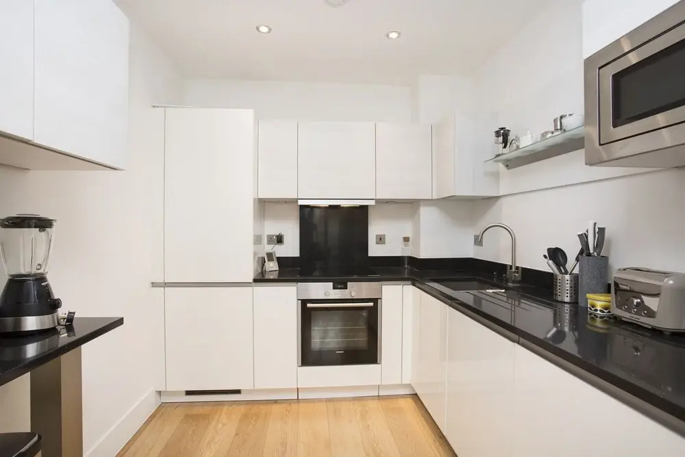 Ultra Modern one Bedroom With Lift Near Portobello Road, Notting Hill