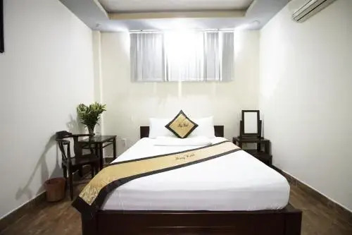 May Hotel