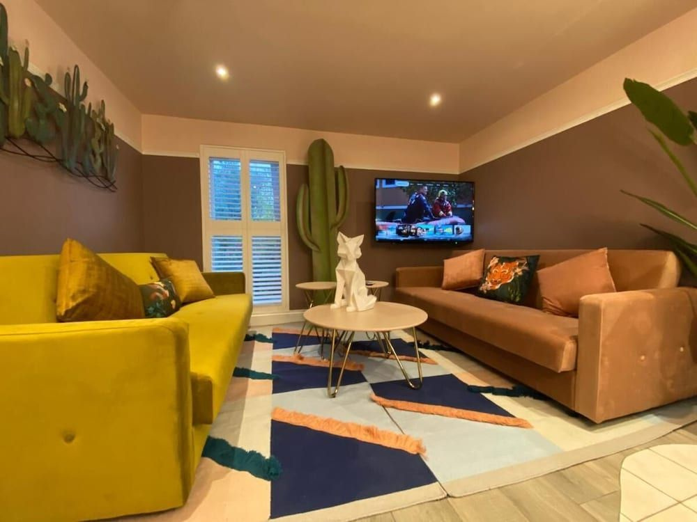 Ailim Guest House with Luxury Garden Suites