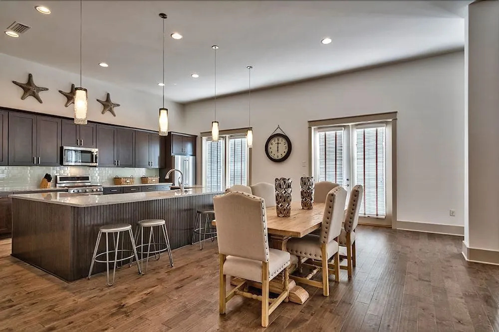 Mermaid Vista 5 Bedroom Holiday Home by Five Star Properties