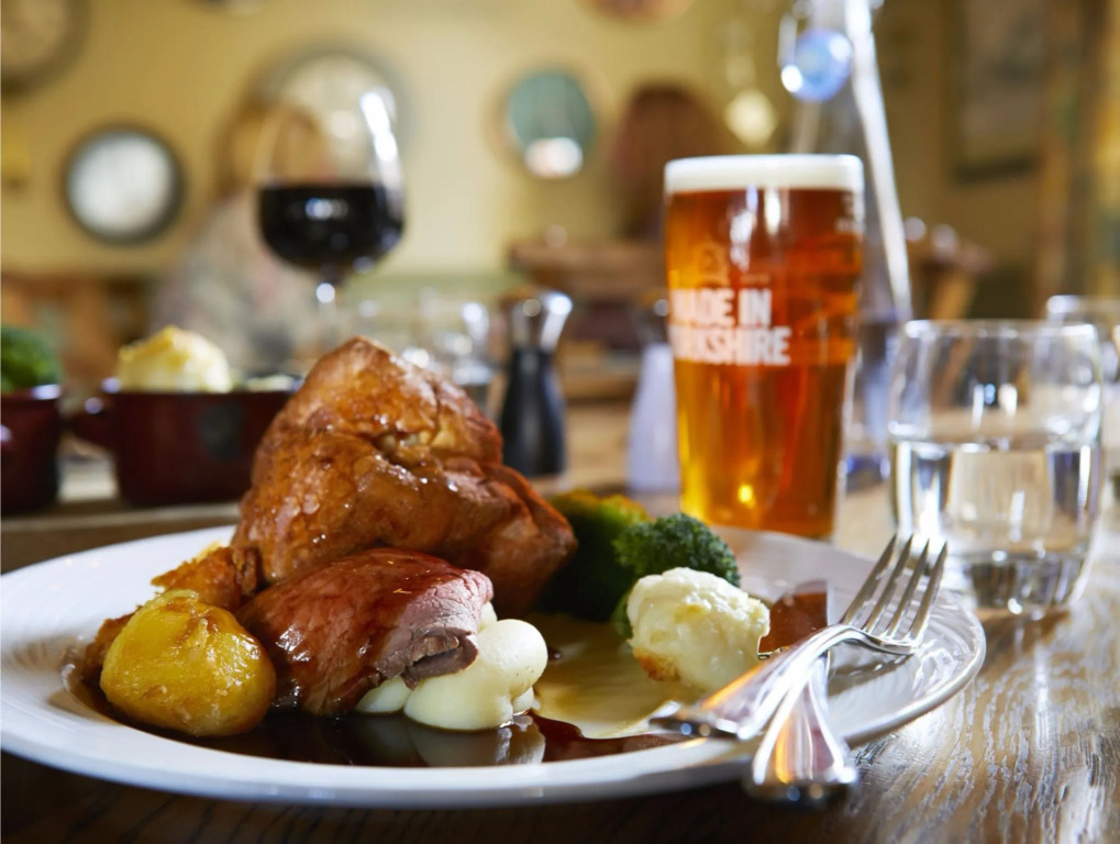 The Plough Inn & Cottages