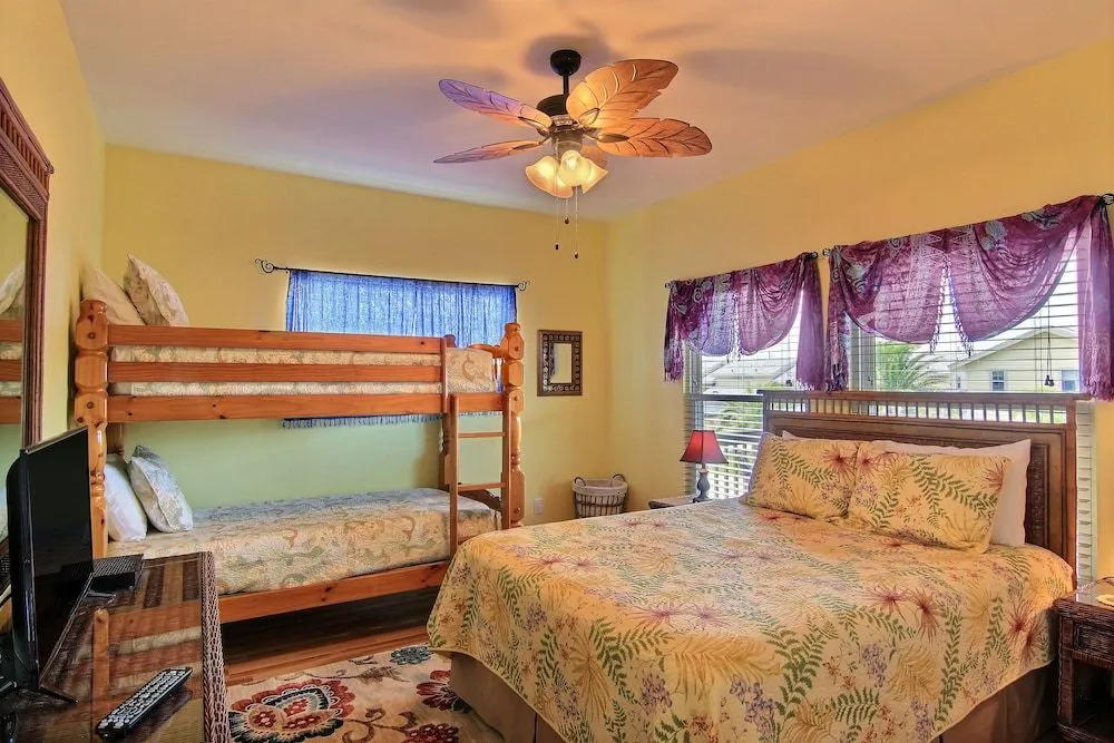 Casa Playa 3 Bedrooms 3 Bathrooms Home
