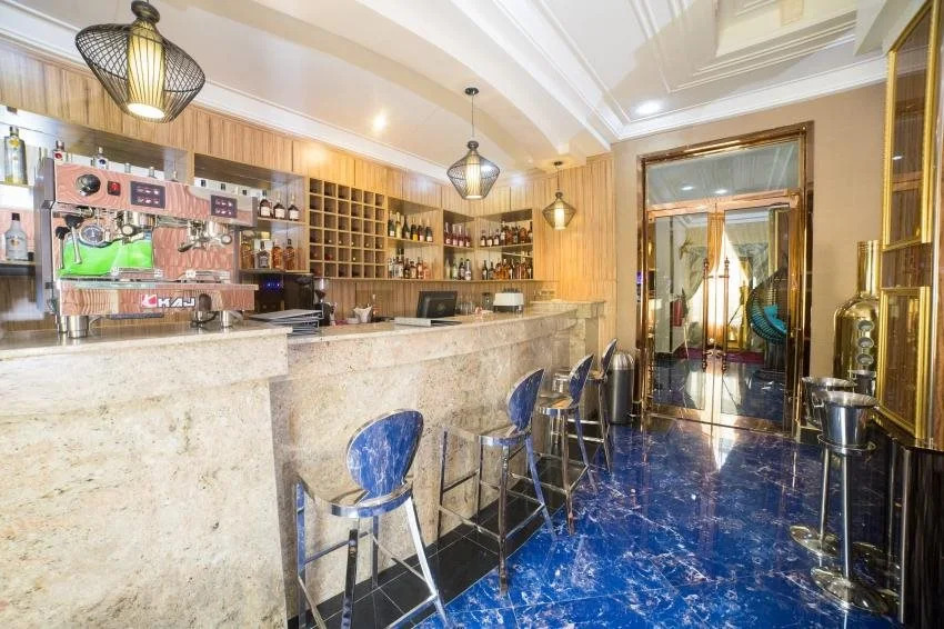 Corinthia Villa Hotel  Suites