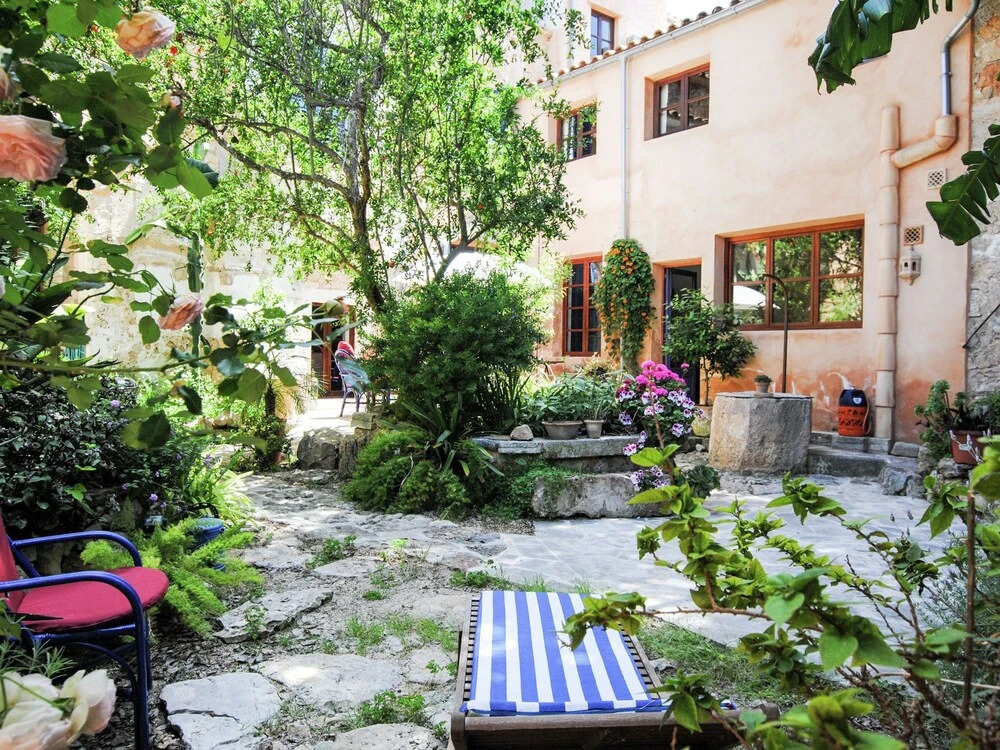 Great Romantic Village House in the Center of Felanitx and not far From the sea