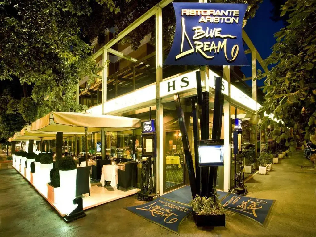 Hotel Savoy