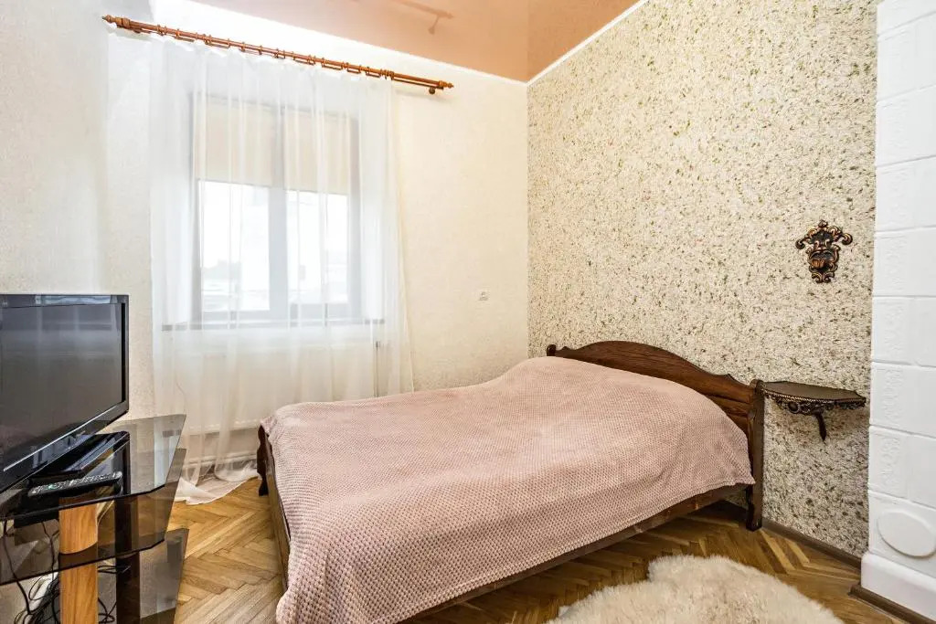 Apartment in a city center! Krakivska,34