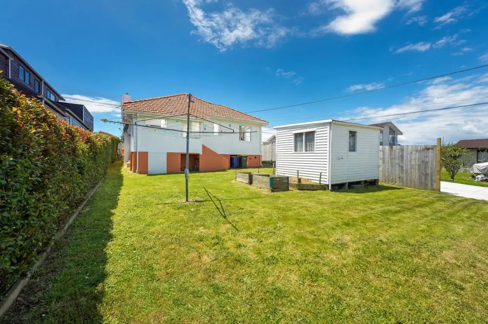 Newly refurbished 2 bedroom in Milford