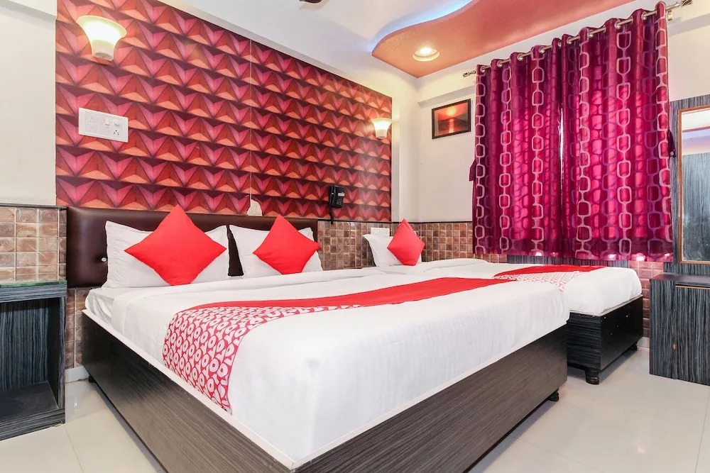 Oyo 29350 Krupa Lodging