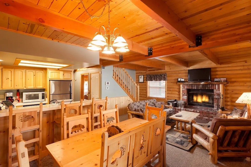 41813 Golden W Pl Home