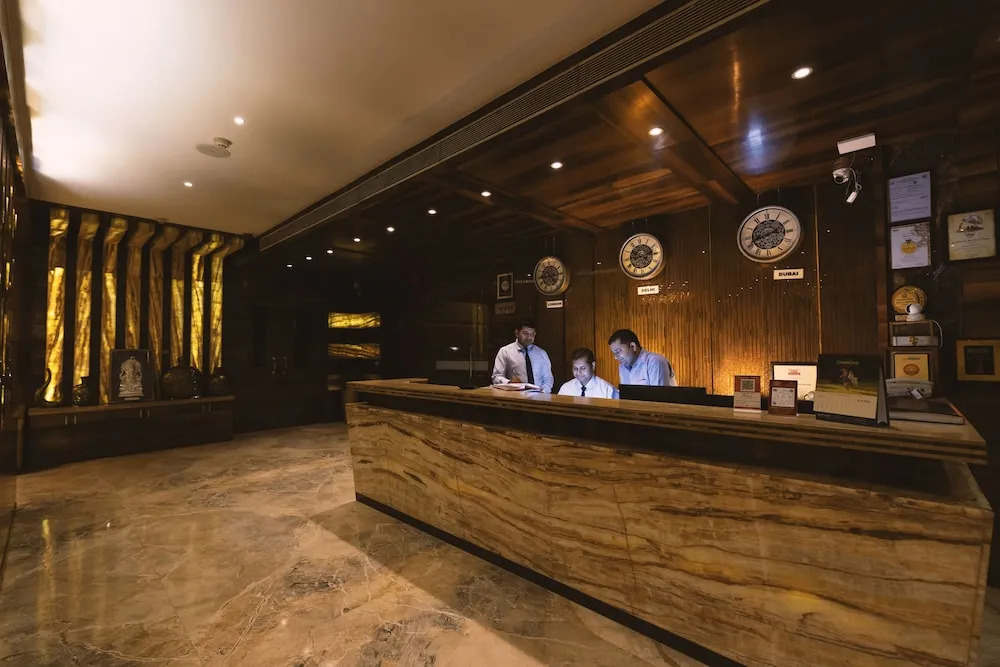 Hotel Millennium Inn, Prayagraj