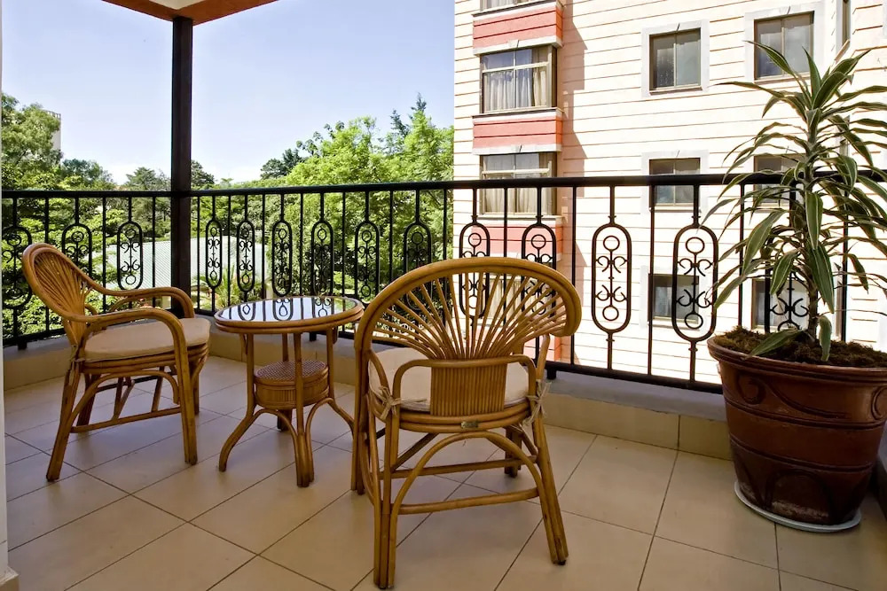 GemSuites Serviced Apartments State House