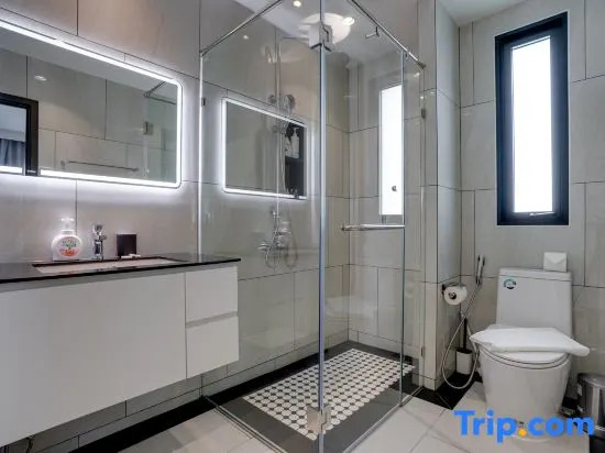 The Title Legendary 1 bedroom Bang Tao Beach by Ocean Hub
