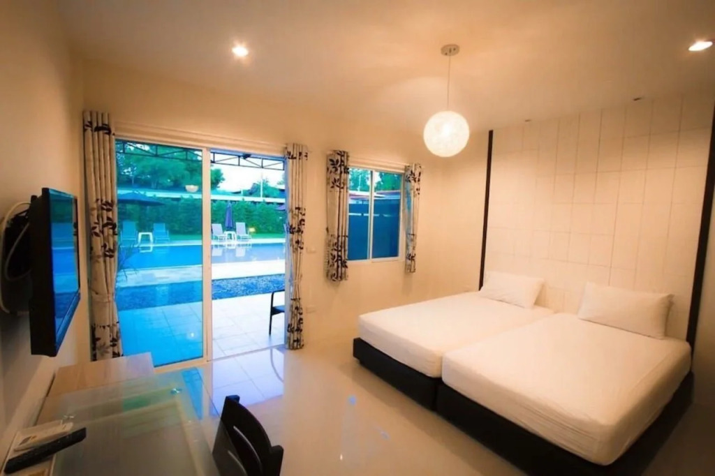 Maple Tree Resort