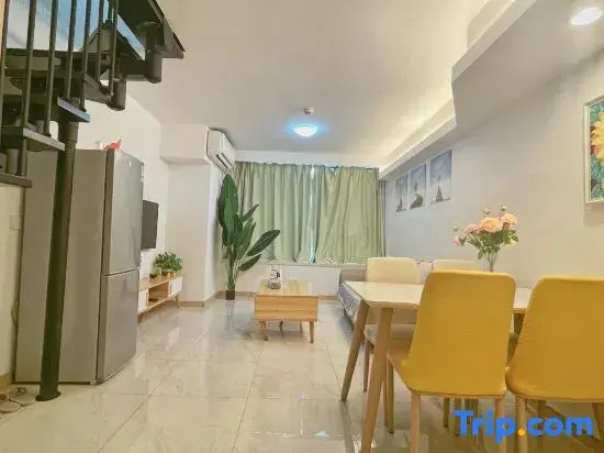 Holiday Sunshine Apartment