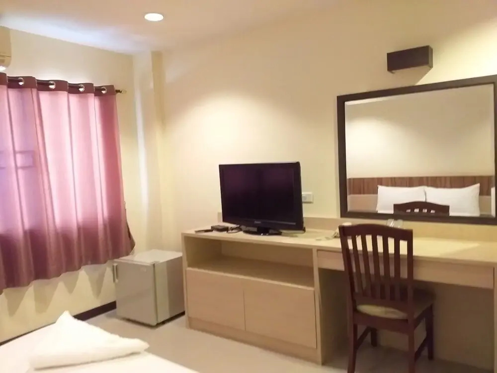 Sirichai Hotel