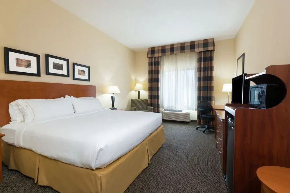 Holiday Inn Express & Suites Vernal - Dinosaurland