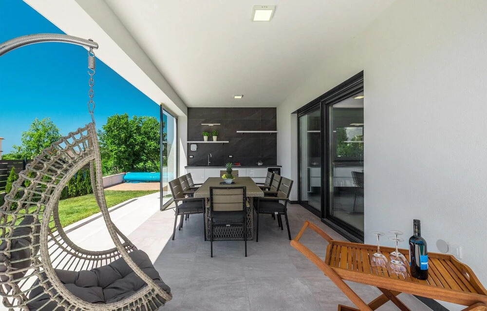 Beautiful Home in Porec with Outdoor Swimming Pool, Hot Tub & 6 Bedrooms