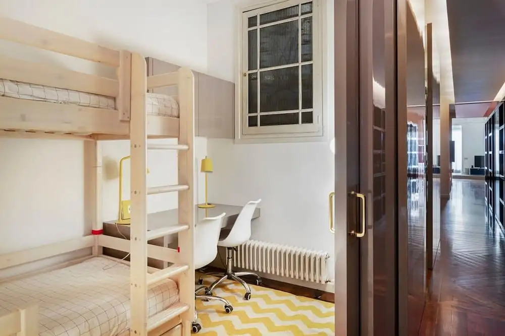 Artist Modernist 3-br Gem Next to Paseo de Gracia