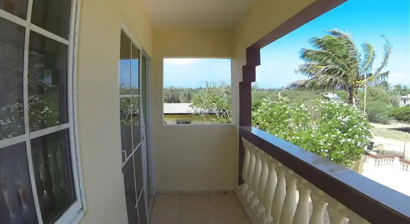 Santa Cruz Homestay Angochi House