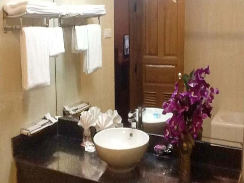 Excel Capital Hotel