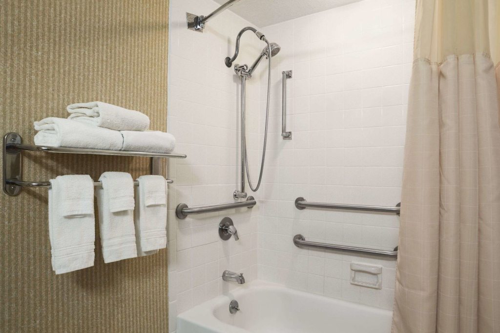 Days Inn by Wyndham Rock Falls