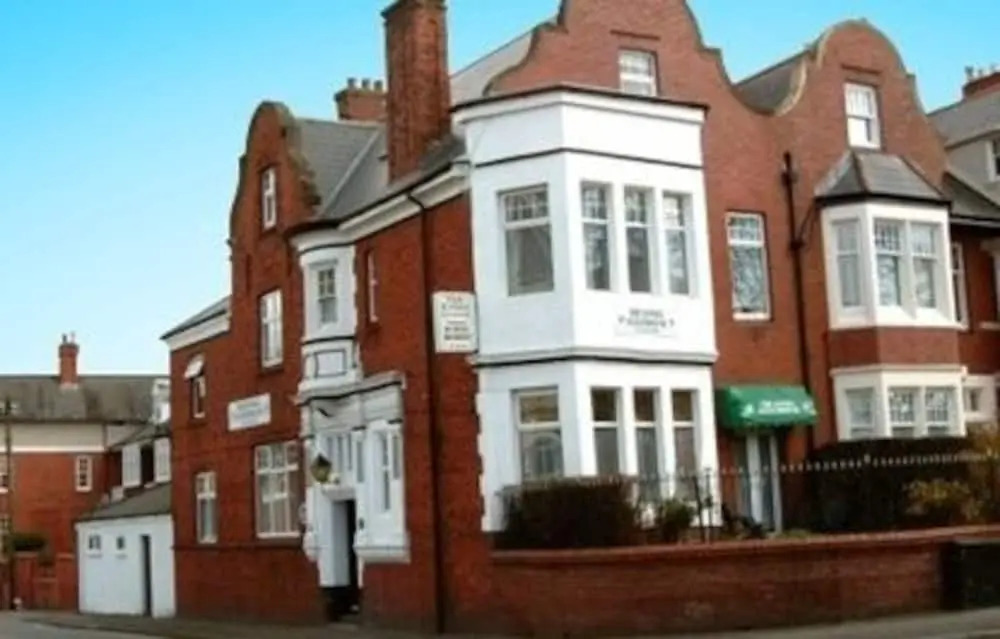 The Knoll Guesthouse