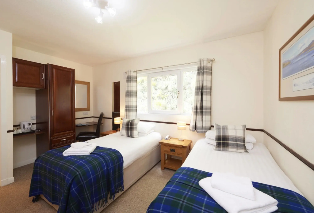 Loch Ness Clansman Hotel