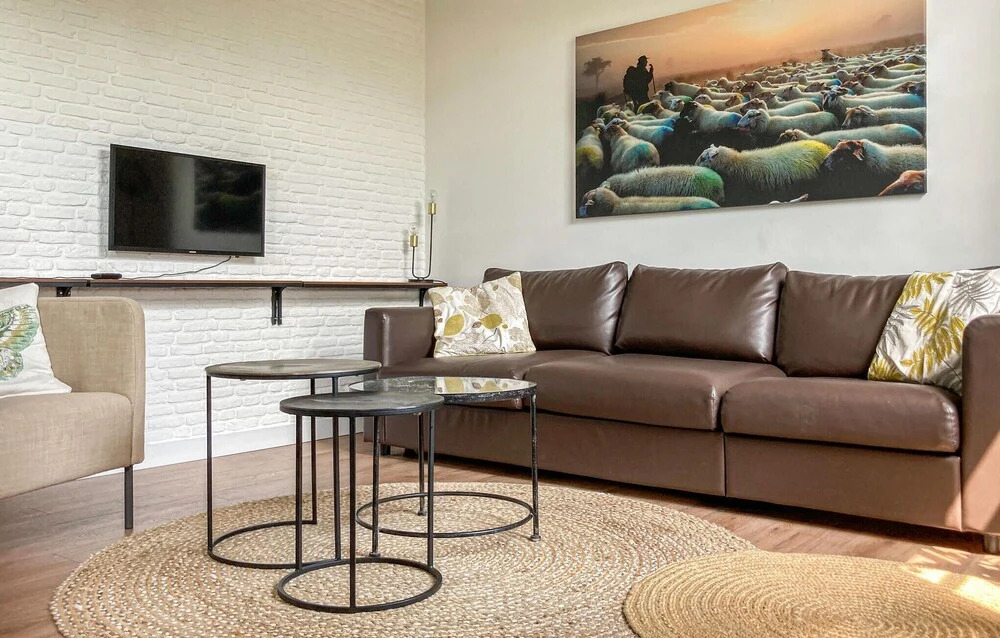 2 Bedroom Awesome Home In Loon Op Zand