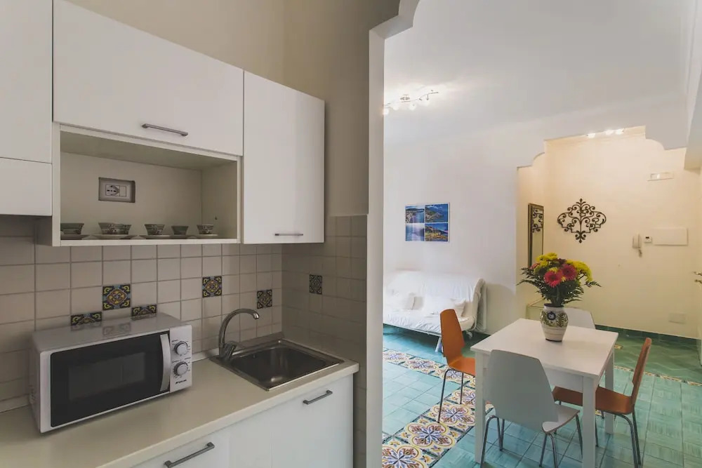 Short-Lets Sorrento Apartment and Pool