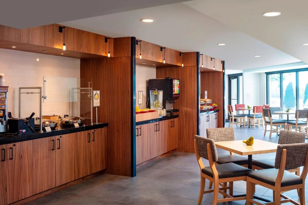 Fairfield Inn & Suites by Marriott Providence Airport Warwick