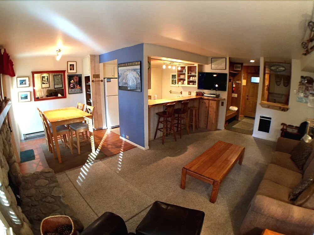 1 Bedroom Premium Condos