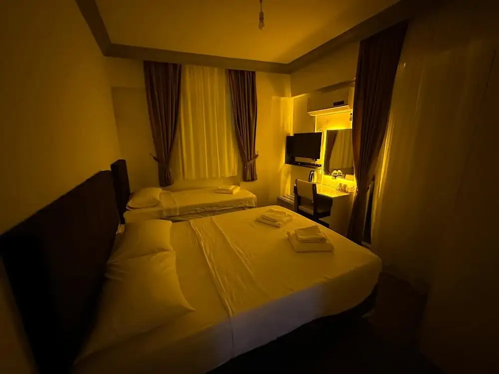 Ezel Group Hotel