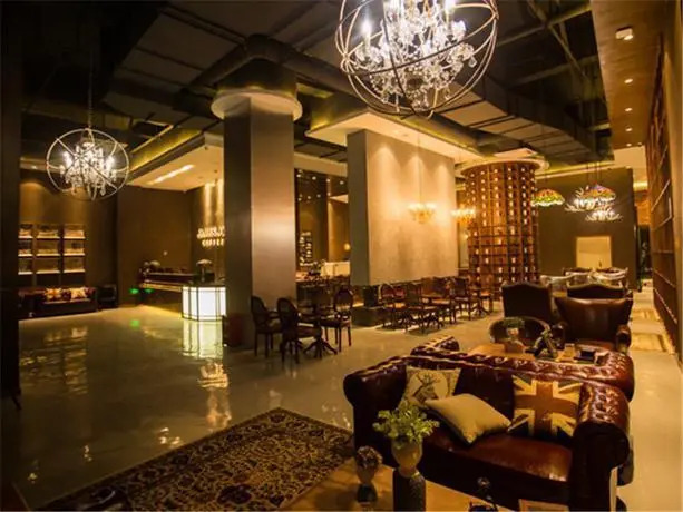James Joyce Coffetel (Shishi Gold Coast)
